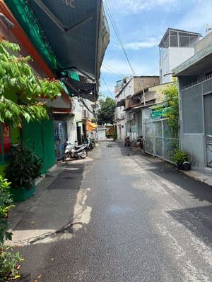 Bán nhà Tân Phú hẻm Trịnh Đình Trọng 2 tỷ 850 TL