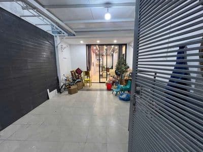 Cho thuê nhà 2 tầng kiệt: đống đa - đủ nội thất