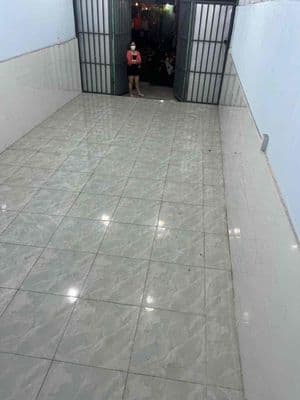 Cho thuê nhà mặt tiền 4.3 x 20 có lững