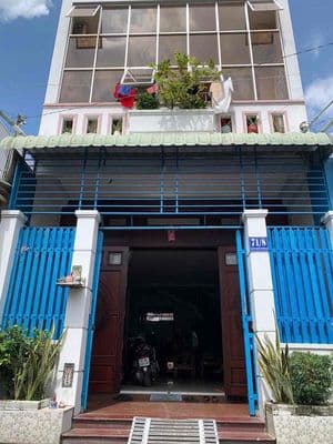 Nhà trệt lầu bán gấp