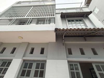 8 phòng 8 x 15m hậu giang