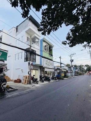 Cho thuê nhà góc 2mt đường số 18 gò vấp ngay qt lê văn thọ vô