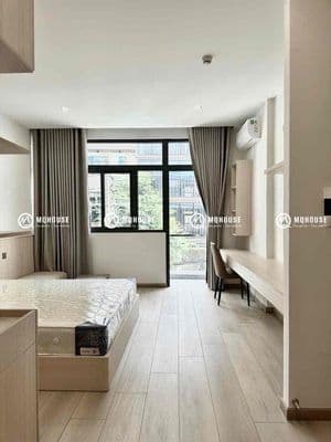 căn hộ xịn ban công riêng ngay sân bay - gần cv hoàng văn thụ
