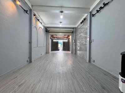 Chính chủ cho thuê mbkd mặt tiền phan văn trị ưu tiên vp - showroom