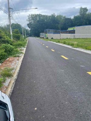 nhà xưởng giá quá hạt dẻ