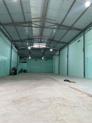 Cho thuê kho 210m² – phước long b - gần đỗ xuân hợp