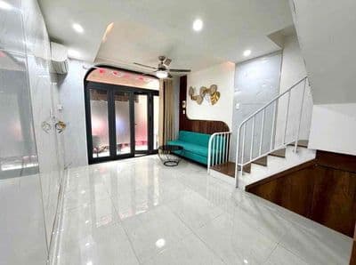Nhà 2 tầng trung tâm hải châu – trần quý cáp – cách mặt tiền chỉ 15m