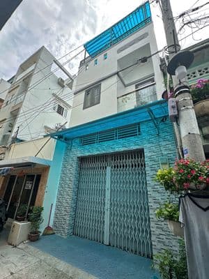 Nhà đẹp 2 lầu hẻm 4m (4.3x13) đường hậu giang q.6