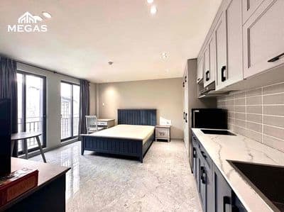 Studio ban công bếp rộng