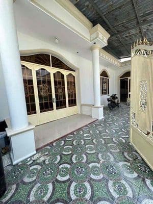 Nhà cấp 4 rộng có sân hẻm 1716