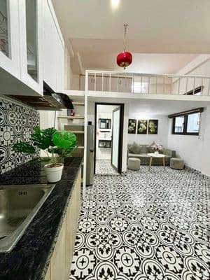 Phòng Đi Bộ Qua Ngoại Thương 3 Phút - Gác Cao Có Cửa Sổ - ở được 4 bạn