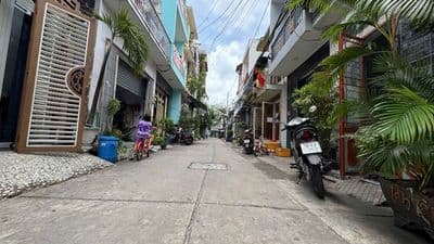 Nhà vị trí đẹp đường 8m thông, không lộ giới