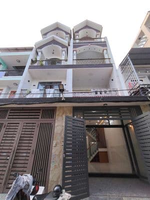 Chủ ngợp cần ra gấp nhà gần 80m2,4 tầng bề thế sát EAON chỉ nhỉnh 6T