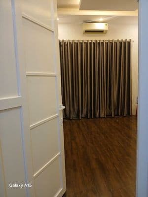Chính chủ cho thuê nhà lạc long quân / trịnh công sơn – tây hồ