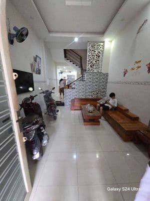 Cho thuê nhà gần Kênh 26/3. 4x17m Trệt+Lầu, 2PN 3WC,H7M Có nội thất