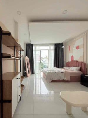 Cho thuê căn hộ rộng - mới - ban công gần hcmue tháng 8/2026