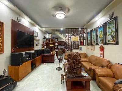 Nhà rẻ! Trương Định 6 tỷ ở ngay, đủ đồ, dân xây giữ gìn, sổ đỏ.