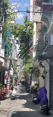 Mặt tiền hẻm 4m nhà đẹp mới toanh 2 tầng- 2 mặt hẻm