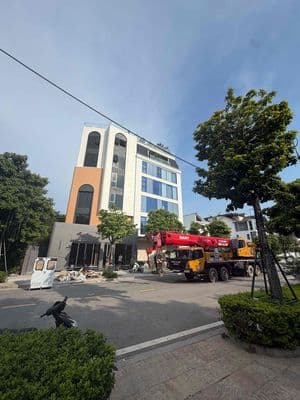 cho thuê văn phòng , showroom, siêu thị….