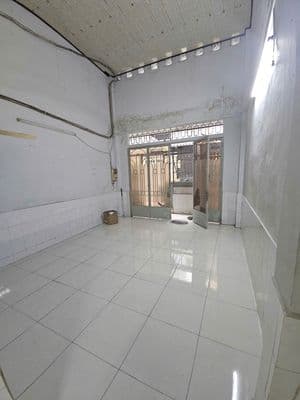 Bán nhà sát hẻm ô tô Âu Dương Lân P3-Q8
