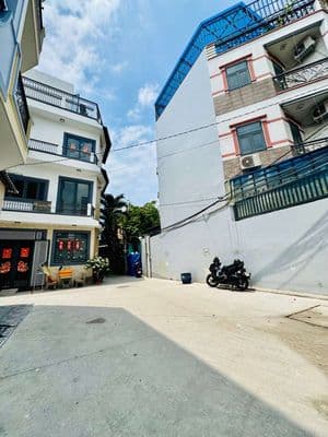 Chủ ngộp- gấp bán- bình đông - p15q8 - hẻm ôtô - 4 tầng - 5pn - 5,x tỷ