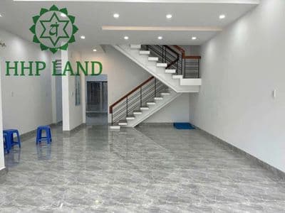 Cho thuê nhà mặt tiền đường Nguyễn Ái Quốc, p. Trung Dũng cũ
