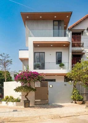 Cho thuê biệt thự 2 mặt tiền: đường nguyễn sơn - 5 phòng - 5wc