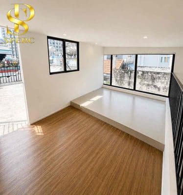 Hệ Thống Căn Hộ 1Pn Ban Công Cửa Sổ Thoáng Mát, Gần Ngã Tư Hàng Xanh