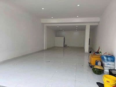 Mặt Tiền Lê Quang Định Ngang 5m 160m2 Có 1 Lầu Có VỈa Hè Cho Quán Ăn