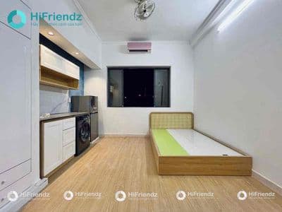Căn hộ studio full nội thất - cửa sổ trời gần lê quang định