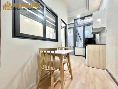 Căn Hộ 1 Phòng Ngủ Cửa Sổ Lớn-Full nội thất Ngay chợ Trần Hữu Trang