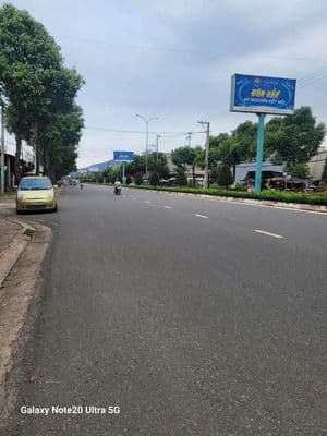 bán đất 2mt đg trần Phú tđc 2 trung tâm hắc dịch,dt:9x26 giá 8ty