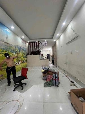 nhà mặt tiền đường Khổng Tử ngay khu Kiến Thiết gần ngã tư Thủ đức 20t
