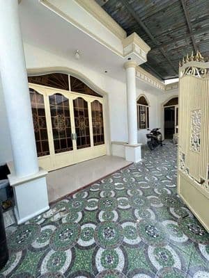 Cho Thuê Nhà Trệt Gác Hẻm 1716 Hùynh Tấn Phát, Giáp Q7.