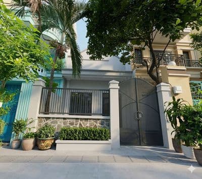 Cho thuê nhà nguyên căn hxt hồng hà 5x20m 1 lầu 3pn -gần sân bay