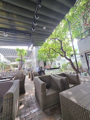 Cho thuê nhà nguyên căn mặt tiền Phan Văn Hớn ngang 8m