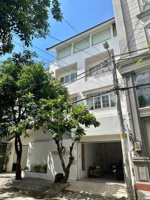 Cho thuê nguyên căn bàu cát 3 12x17m -700m2- trệt 3 lầu st -sàn suốt