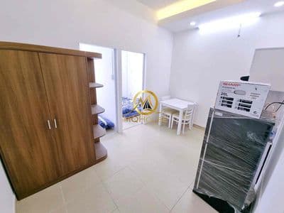 Căn Hộ 2PN THANG MÁY Nội thất có đủ , Ở Liền Xem Liền được