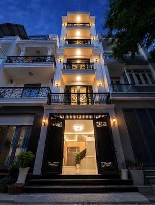 NHÀ MỚI 5 TẦNG CẠNH VẠN PHÚC CITY - sát Quốc Lộ 13 đang mở rộng