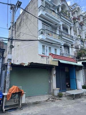 Bán nhà nát Mặt tiền 8m nhánh Hiệp Thành 17, Q12 cũ