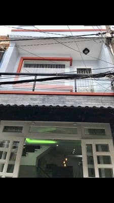 Nhà có nội thất cơ bản 2pn 2wc