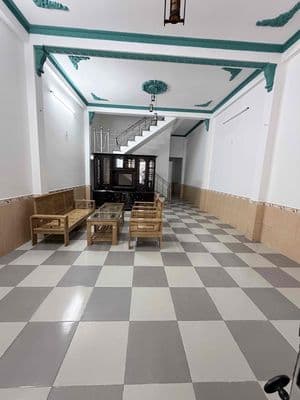 *Cho thuê nhà 2 tầng, đường Nguyễn Xí, gần Hồ Quý Ly, giá thuê 11tr/th