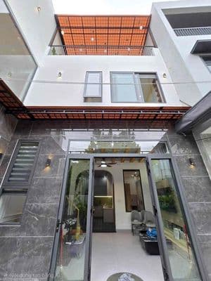 3tầng sau lưng mt Nguyễn Phước Nguyên kiệt 4mét