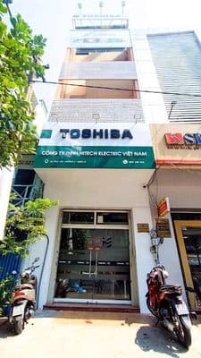 Cho thuê nguyên căn mặt tiền đường vĩnh viễn, quận 10
