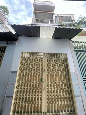 nhà mới sơn sửa ,1 xẹt quang trung p11 gv , 4pn 3wc