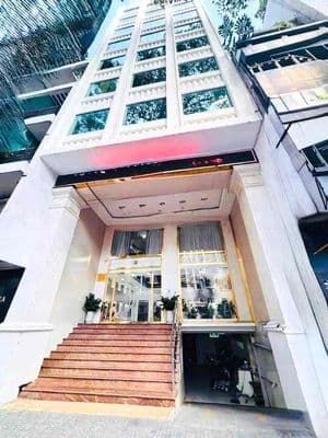 Cho thuê mặt bằng ngang 7m toà nhà ký con, quận 1