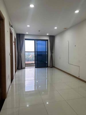 cần bán gấp căn hộ bcons suối tiên ngay ga metro, rẻ hơn 200tr