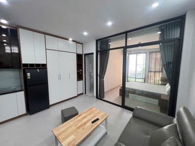 Cho thuê Căn Hộ cao cấp Ngọc thụy, gần cầu Long Biên, 1N1K full đồ 7