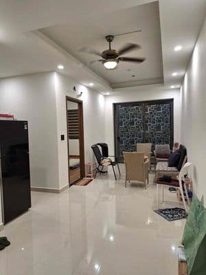 CHO THUÊ CĂN 2PN Giá *** thị trường Q7 Riverside