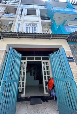 Nhà hxh 230 Mã Lò 4.5x12m 2 lầu 3PN 2 máy lạnh giá 13 triệu